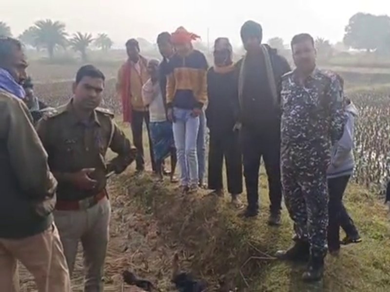 दुमका के बरदेही गांव में एक ही परिवार के चार सदस्य संदिग्ध हालात में मृत