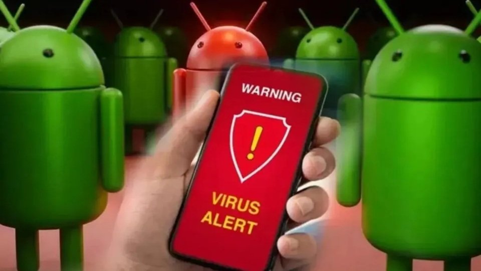 ⚠️ सावधान! लाखों Android यूजर्स के लिए सरकार ने जारी की गंभीर चेतावनी — जानें कैसे रहें सुरक्षित