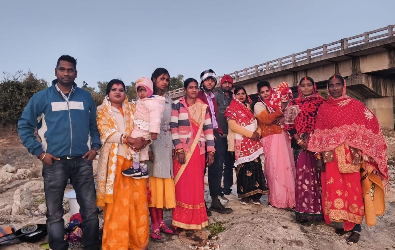 हरियाली की चादर, लहरों की मुस्कान और नववर्ष का इंतज़ार…