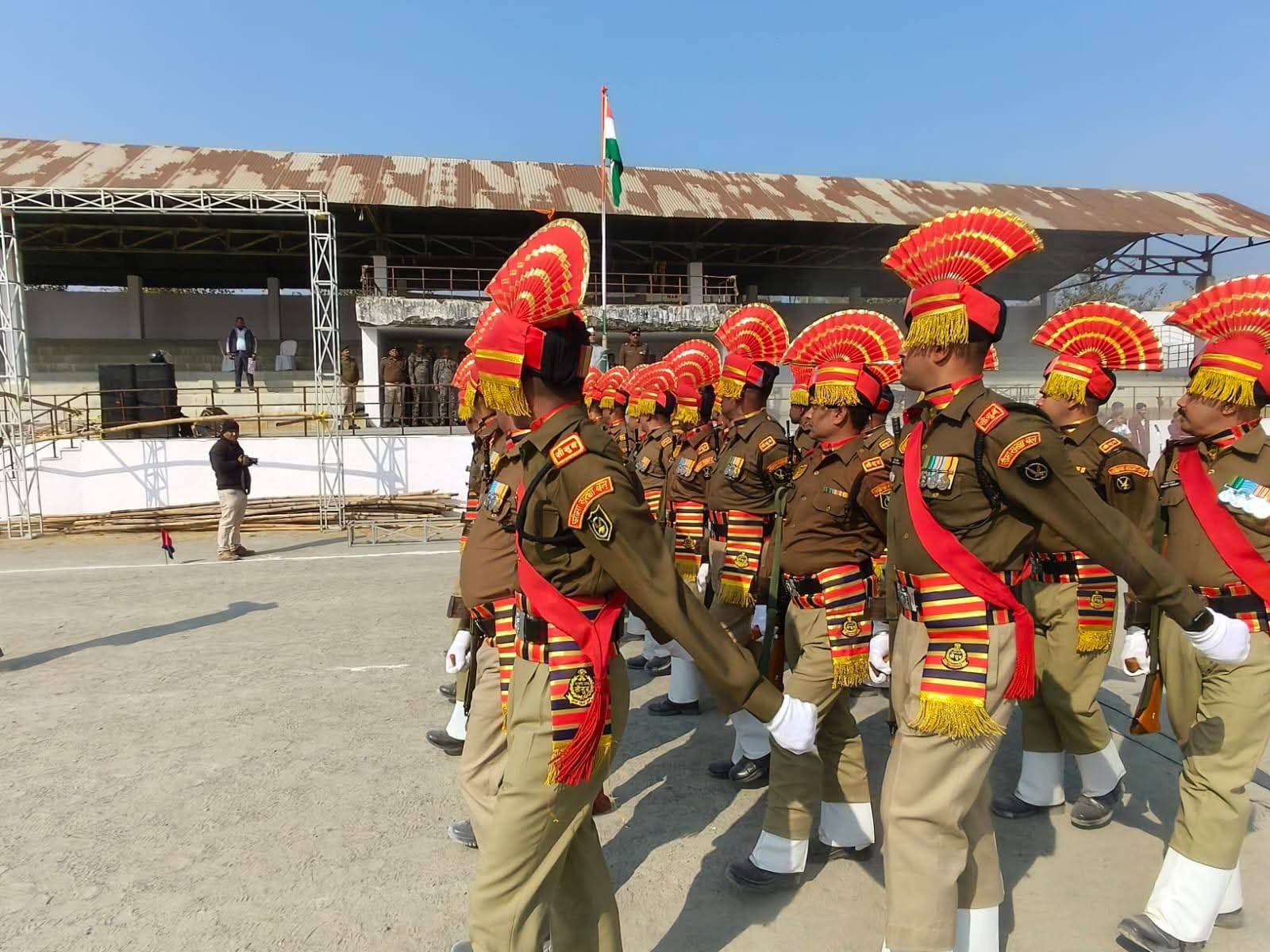 गणतंत्र दिवस 2026 की तैयारियों ने पकड़ी रफ्तार: हजारीबाग के कर्जन ग्राउंड में परेड का अंतिम पूर्वाभ्यास संपन्न